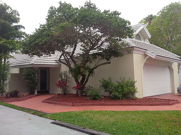 2nd image of 4823 Nw 101 Place