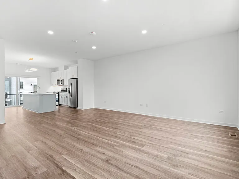 103 Crystal Lake Ave #D — Photo 10