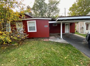 1038 Spruce St, Aurora, IL 60506