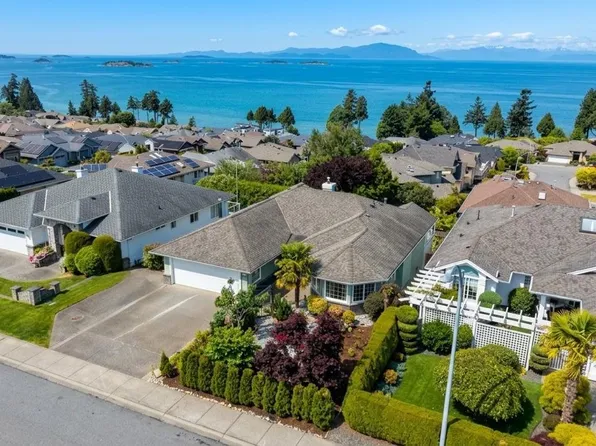 6386 Groveland Dr, Nanaimo, BC V9V 1P5