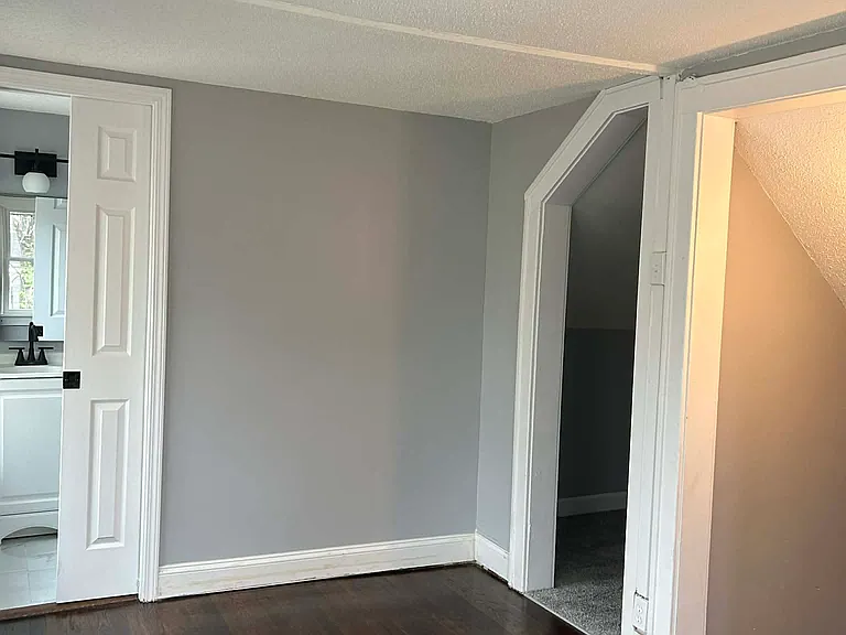 5831 Euclid Ave — Photo 14