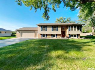 23209 96th Ave N, Port Byron, IL
