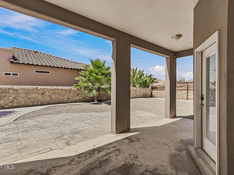 12744 Midland Ct — Photo 42
