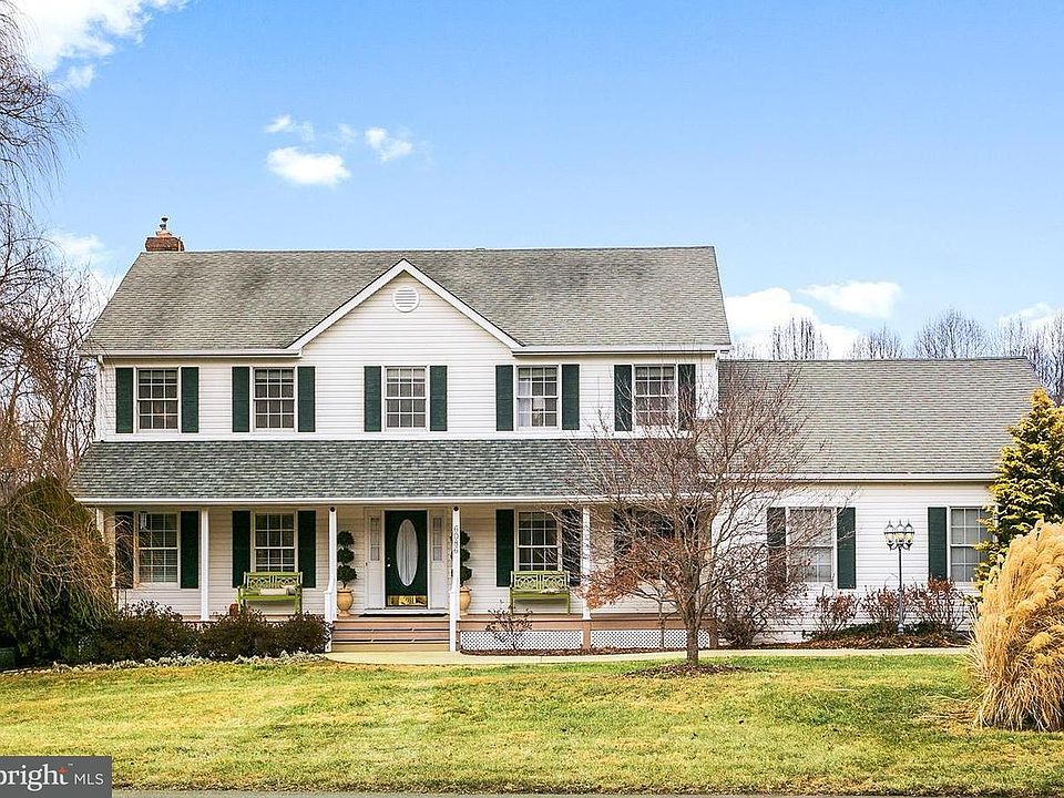 1st image of 6086 Whippoorwill Dr