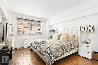 Rented by Living New York