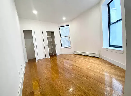 Rented by EastMount Realty LLC | media 5