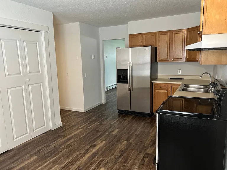 211 Smith Rd #211B — Photo 3