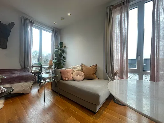 Rented by Doorway NYC, LLC | media 18