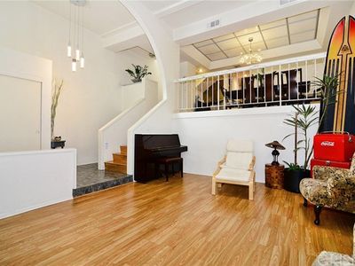 18701 Hatteras St UNIT 15, Tarzana, CA, 91356