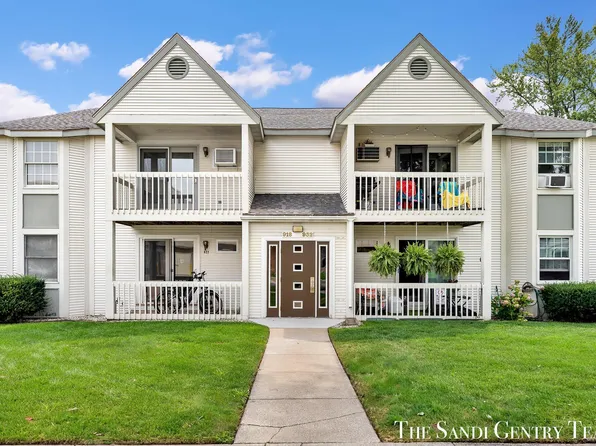 930 Columbus Ave, Grand Haven, MI 49417