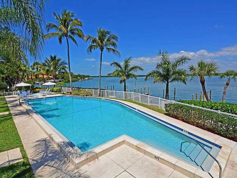 615 Dream Island Pl #201 — Photo 37
