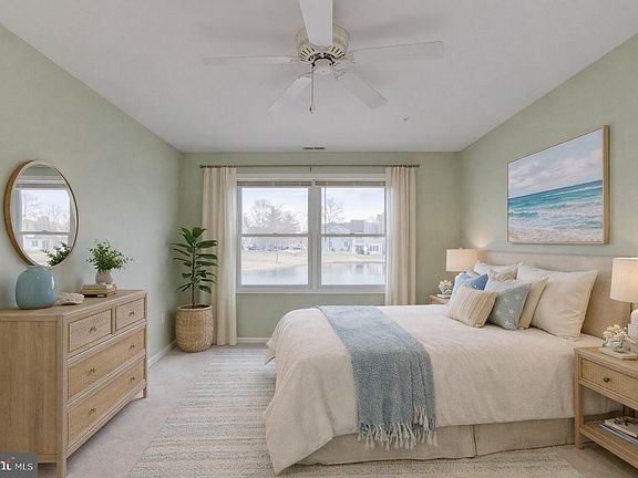 5th image of 306 Teal Ct #C