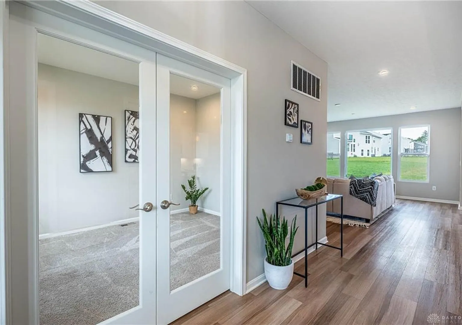 Beautiful home, less than 5 years old! — Photo 2