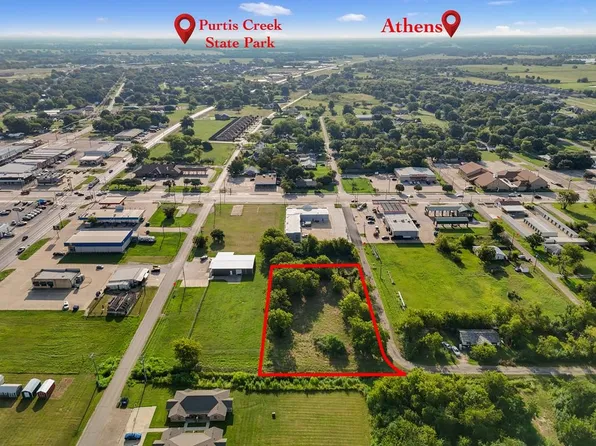 116 W Chestnut St, Mabank, TX 75147