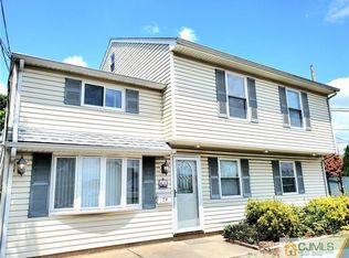 74 Markowitz St, Carteret, NJ