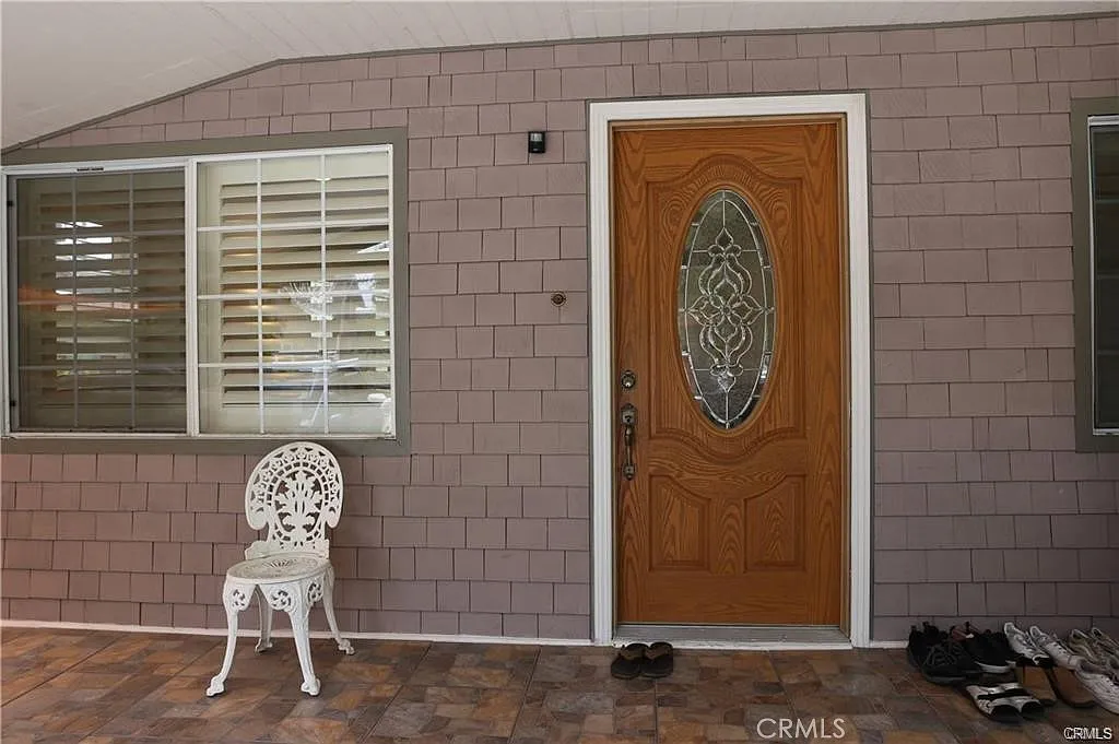 4 bed, 1758 sqft, $4,000 — Photo 3