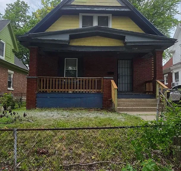 2508 Mersington Ave — Photo 1