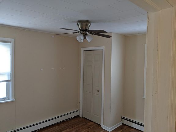 5th image of 130 Franklin Ave #1