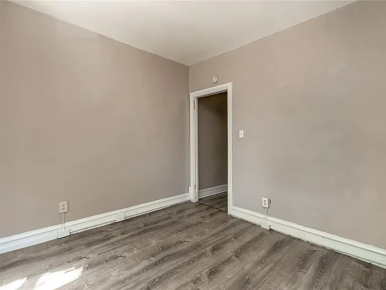 421 N 6th St #2 — Photo 17