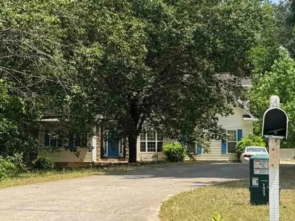 12612 Simmons Rd, Hampton, GA 30228