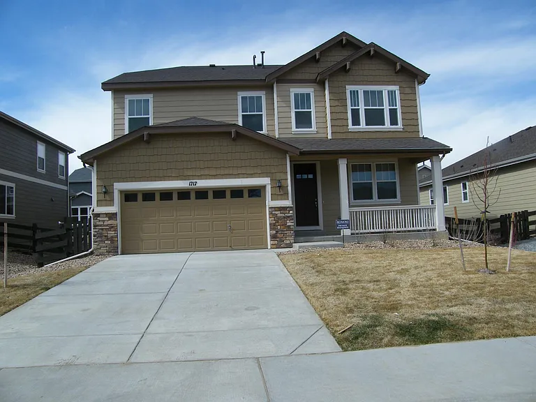 1717 Dusty Boot Dr — Photo 1
