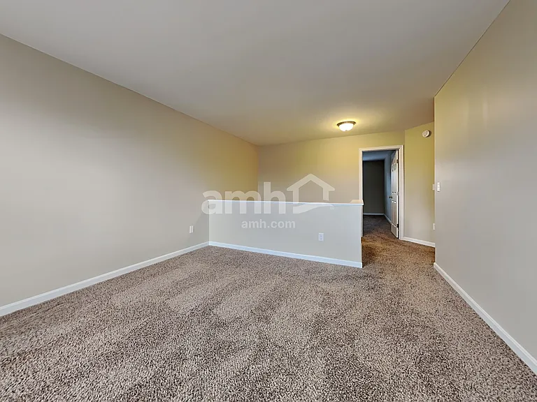 5454 Windsor Ct — Photo 11