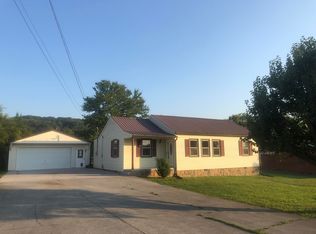 3320 Cunningham Rd, Knoxville, TN 37918