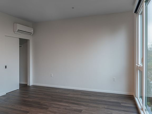3rd image of 2680 SE Division St #205