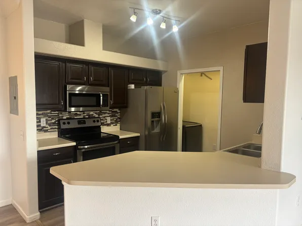 19049 E Warren Dr, Aurora, CO 80013