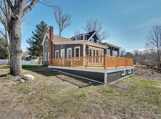 29 Plymouth St, Pembroke, MA 02359