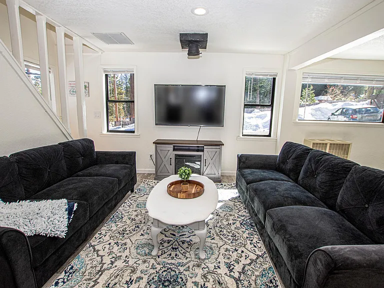 7054 W Lake Blvd — Photo 3