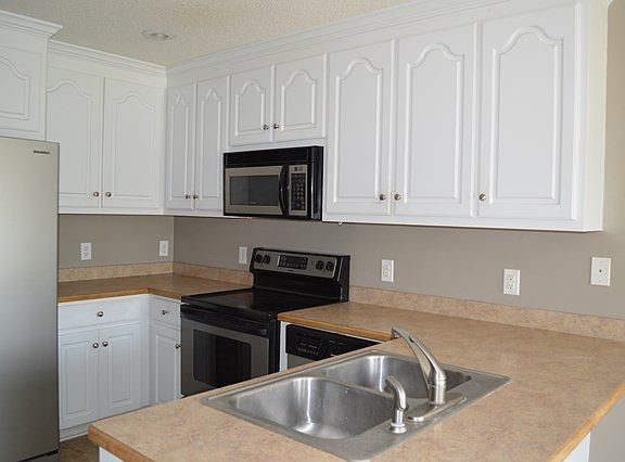5th image of 103 Glover Dr
