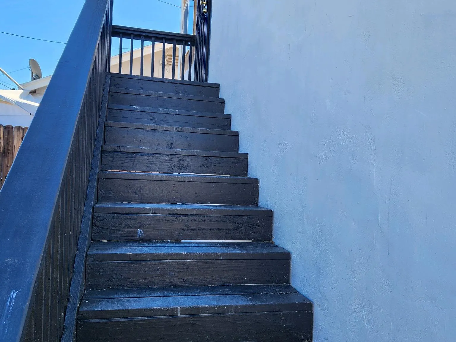 Studio, 550 sqft, $1,300 — Photo 2