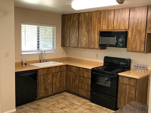 4th image of 1311 W Century Blvd #0