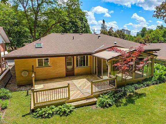 3rd image of 57 Maplewood Pl