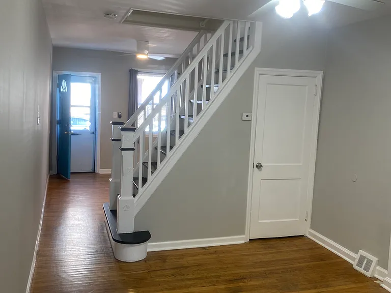 3241 Edgemont St — Photo 5