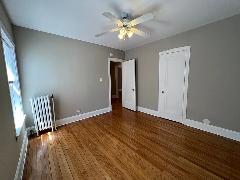 1509 Hinman Ave — Photo 11