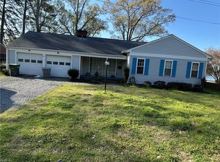 89 Snug Harbor Dr, Hampton, VA 23661