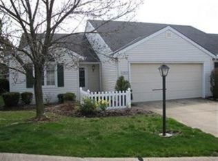 16625 Lake Circle Dr, Strongsville, OH 44136