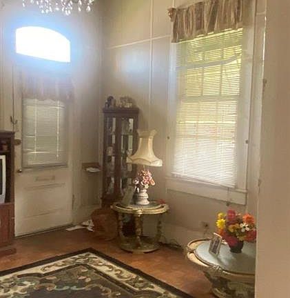 2nd image of 3700-02 Constance St