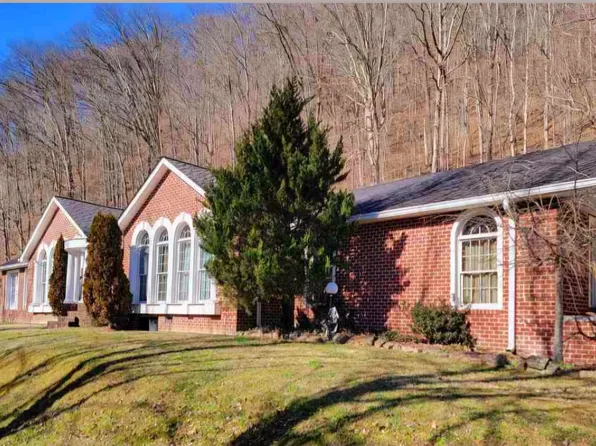 959 Route 52, Delbarton, WV 25670