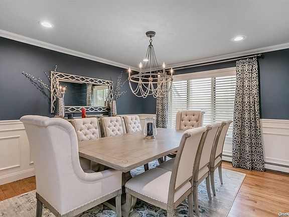 2nd image of 30 Jefferson Landing Cir