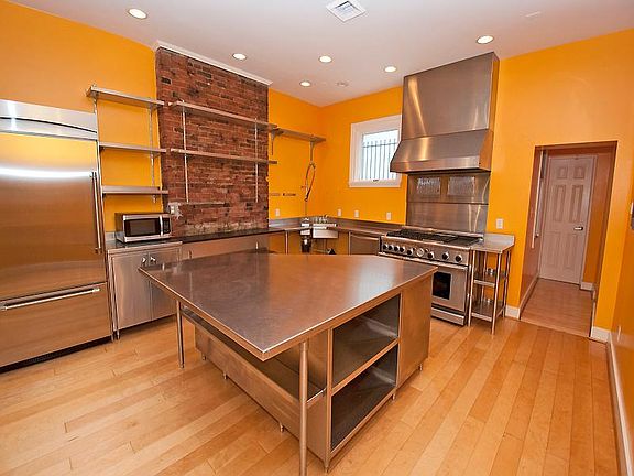 Chef's Kitchen with professional series Thermador Range