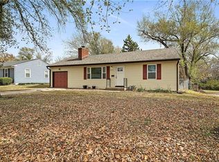 13311 11th St, Grandview, MO 64030