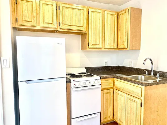 Rented by Best Apartments North Inc | media 17