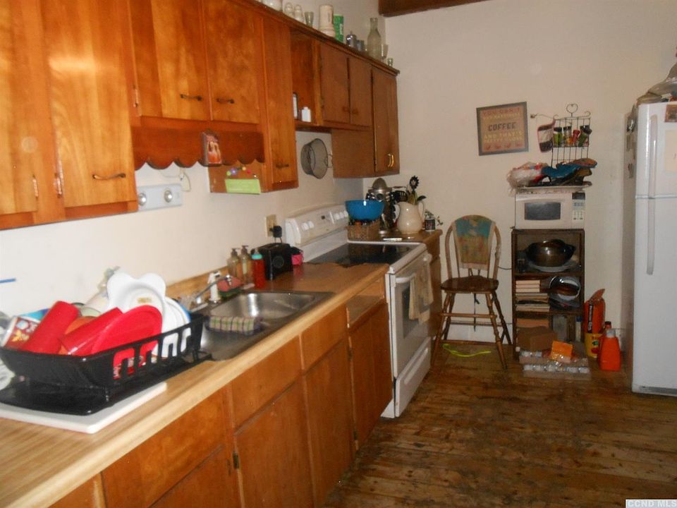 2nd image of 5 Ark Street