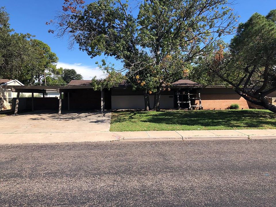 1st image of 1600 Graham Dr