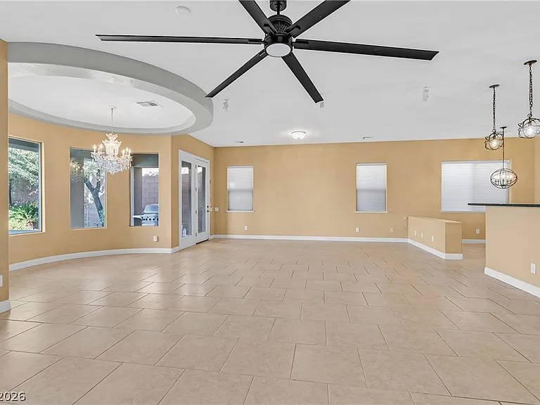 2184 Pont National Dr — Photo 9