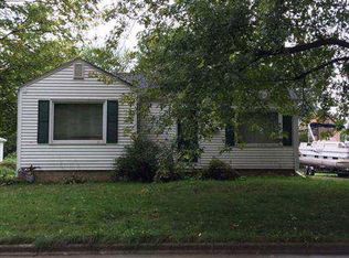 407 S 8th St, Oregon, IL 61061