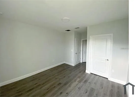 3 bed, 1162 sqft, $1,697 — Photo 4